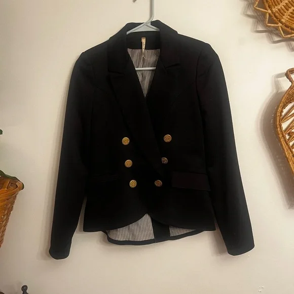 Nordstrom Blazer gold buttons - Picture 2 of 7